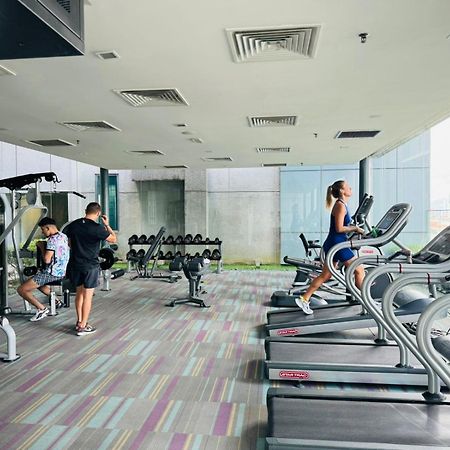 Summer Suites Klcc By Homestay Куала Лумпур Екстериор снимка