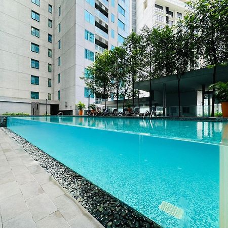 Summer Suites Klcc By Homestay Куала Лумпур Екстериор снимка