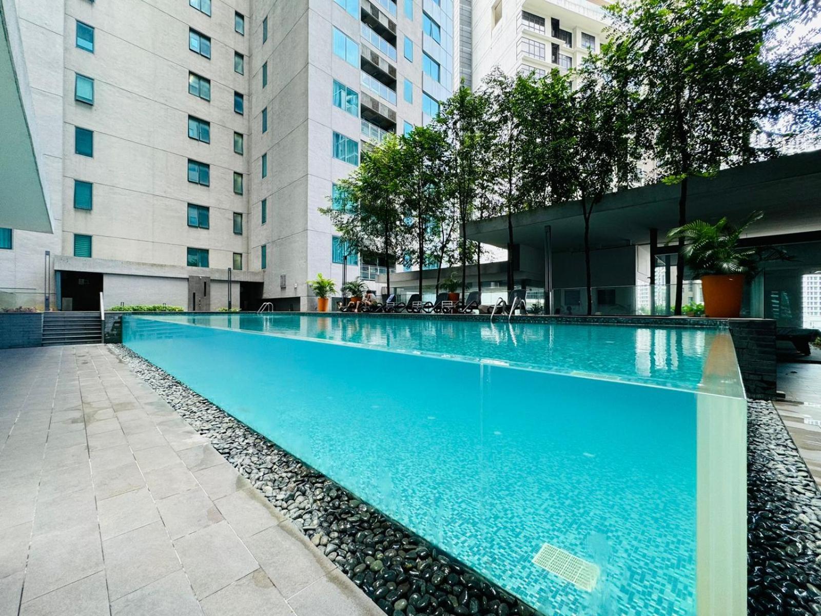 Summer Suites Klcc By Homestay Куала Лумпур Екстериор снимка