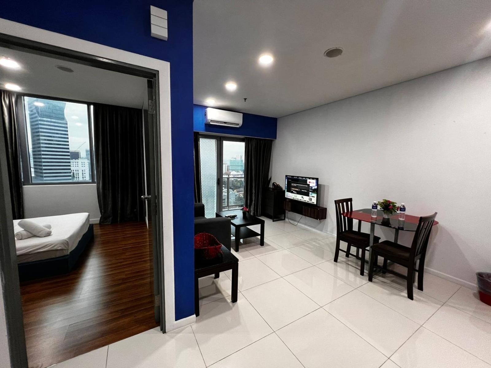 Summer Suites Klcc By Homestay Куала Лумпур Екстериор снимка