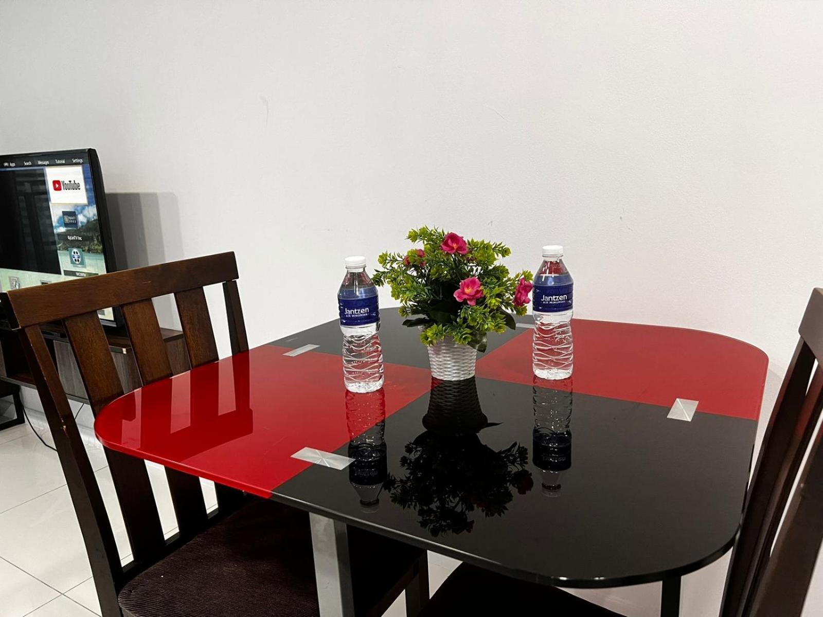 Summer Suites Klcc By Homestay Куала Лумпур Екстериор снимка